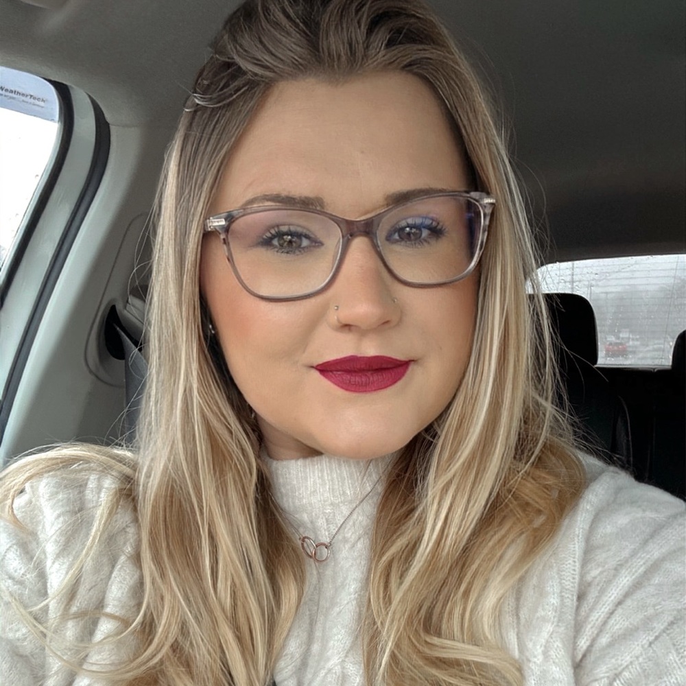 Meet your Posher, Kayleigh ✨